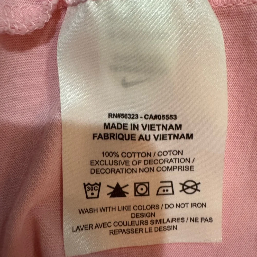 Nike Cropped Muscle Tank Pink Logo Tee Women's Large Cotton Athleisure
